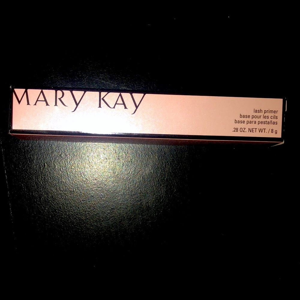 Mary Kay lash primer